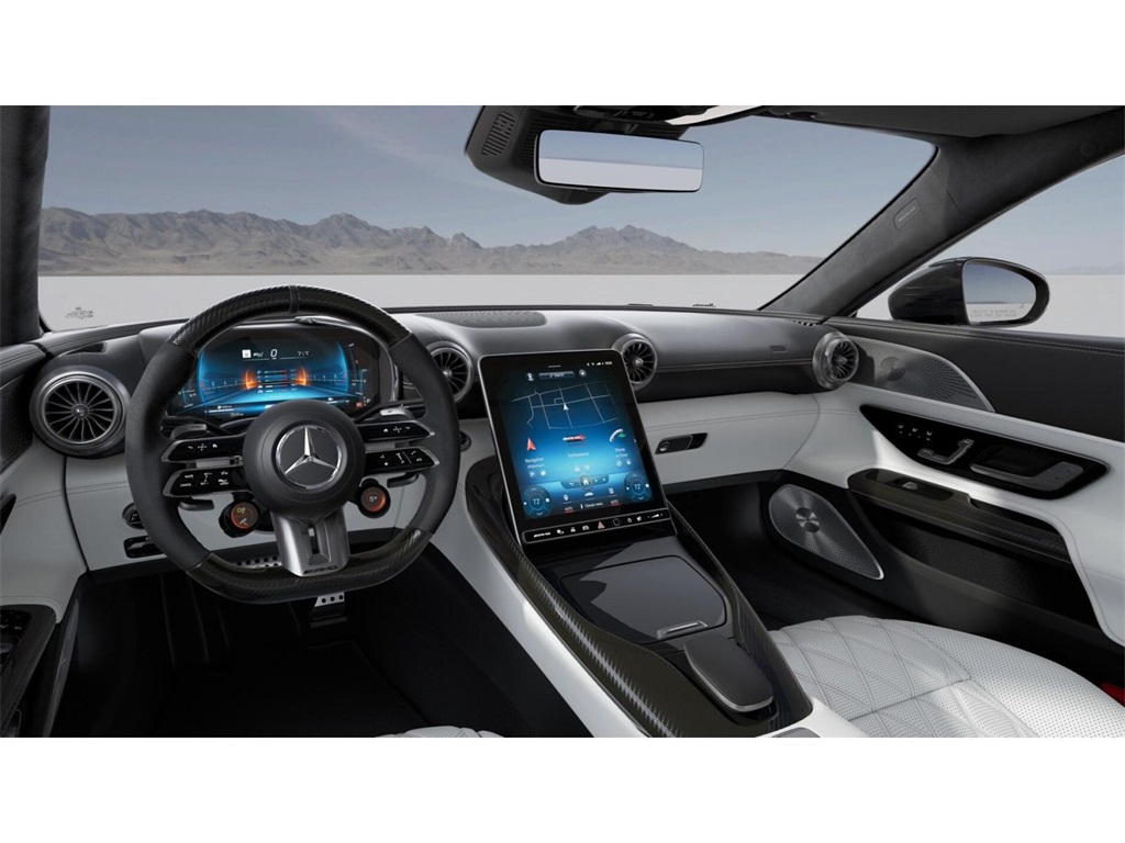 2025 Mercedes Benz SL 63 AMG photo 3