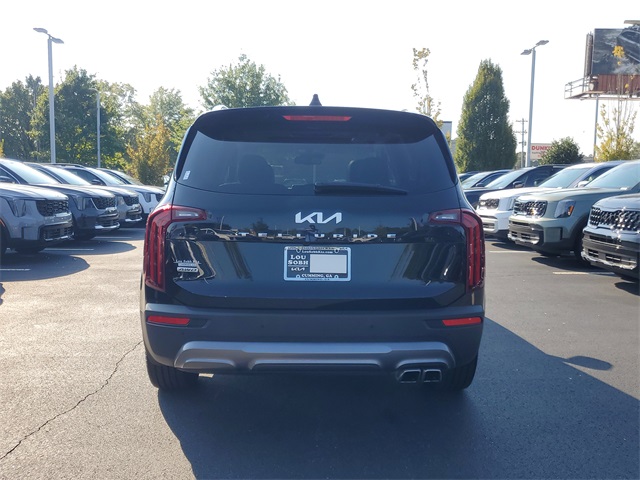 2022 Kia Telluride EX photo 4