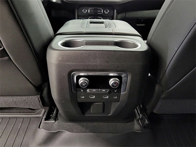 2021 Gmc Yukon AT4 photo 31
