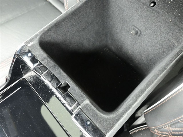 2022 Jeep Grand Cherokee Summit photo 4