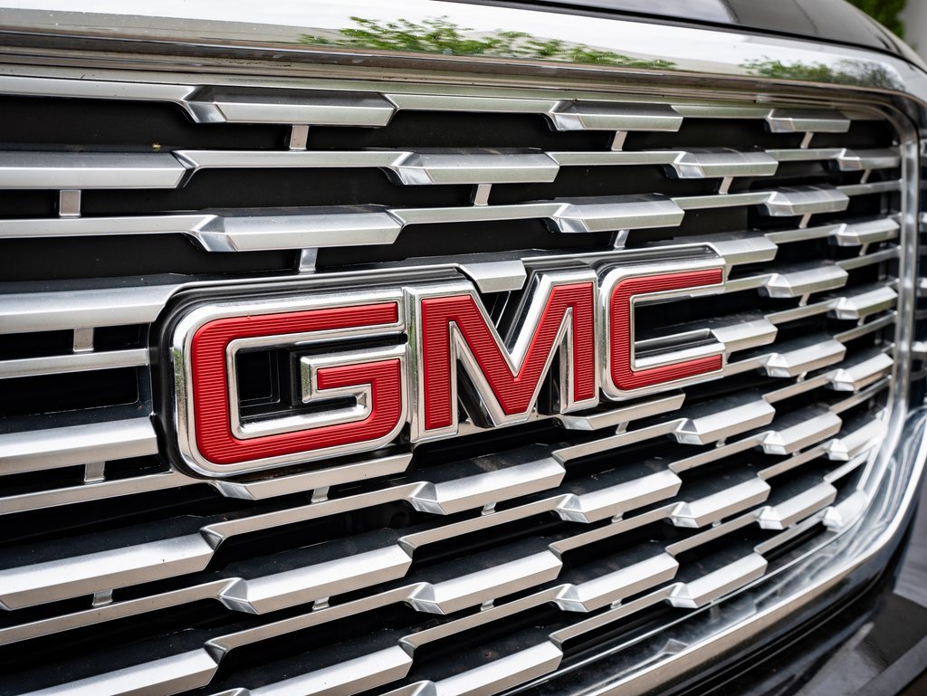 2020 Gmc Yukon Denali photo 3