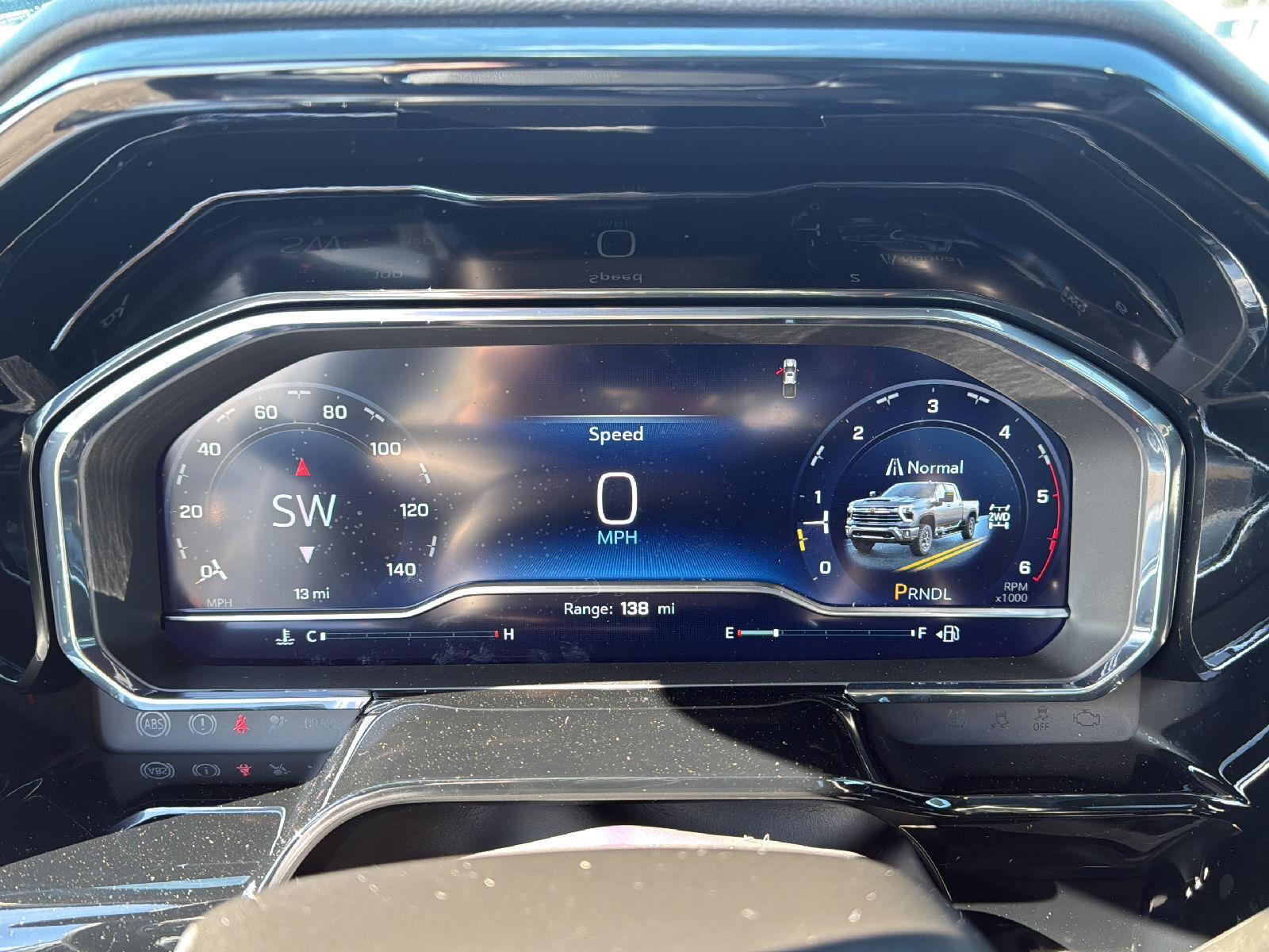 2025 Chevrolet Silverado 3500HD LT photo 17