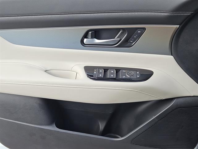 2025 Nissan Murano SL photo 15
