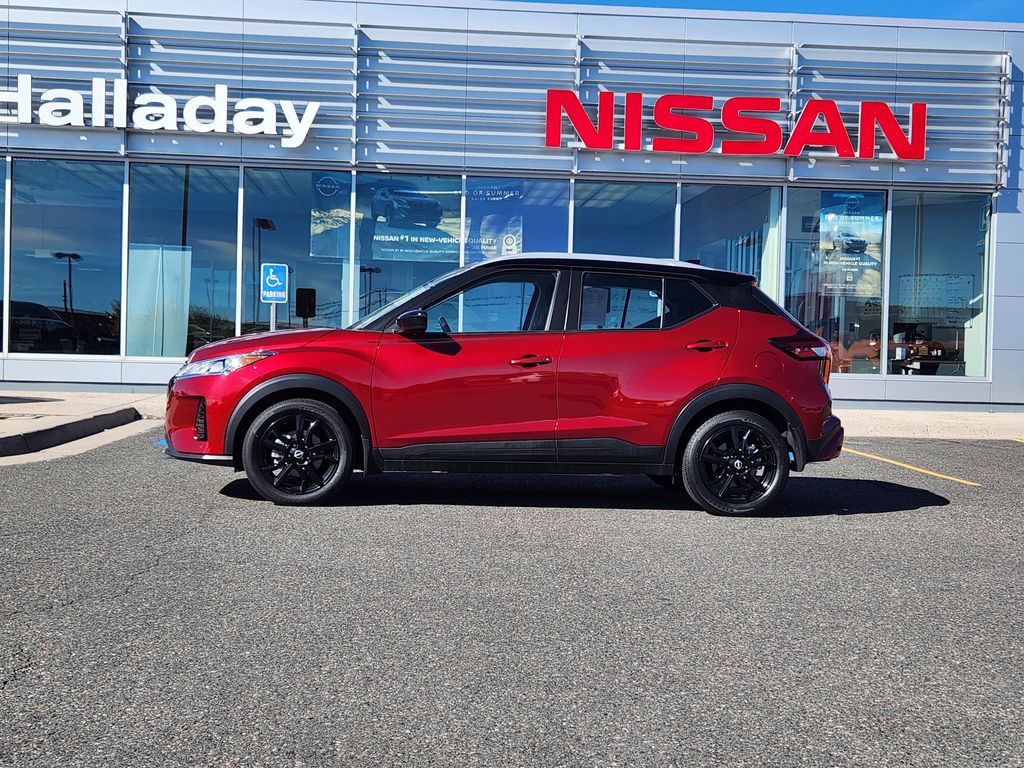 2023 Nissan Kicks SV photo 2