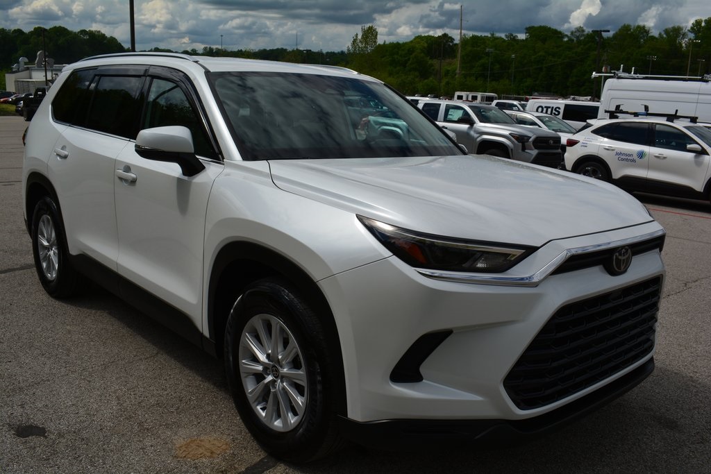 2024 Toyota Grand Highlander XLE photo 4