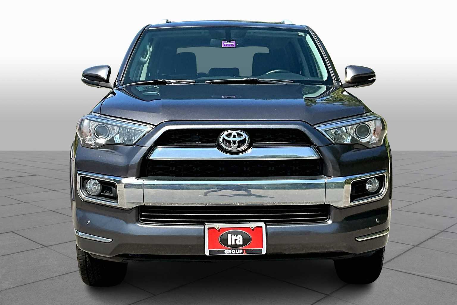 2017 Toyota 4Runner Limited photo 3