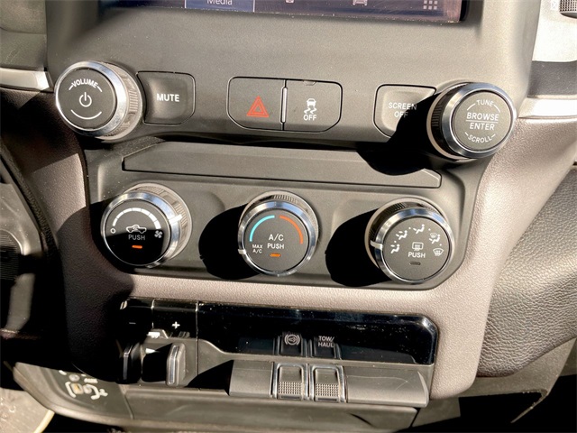 2024 Ram 2500 Big Horn photo 11