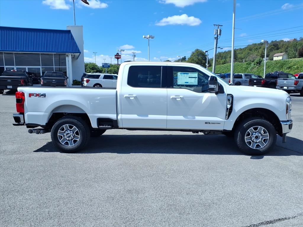 2026 Ford F-250 Lariat photo 13