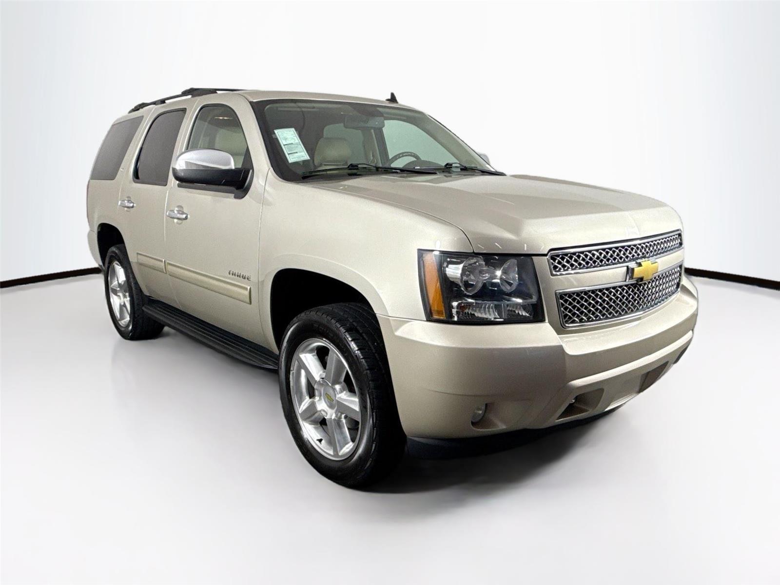 2013 Chevrolet Tahoe LT photo 3