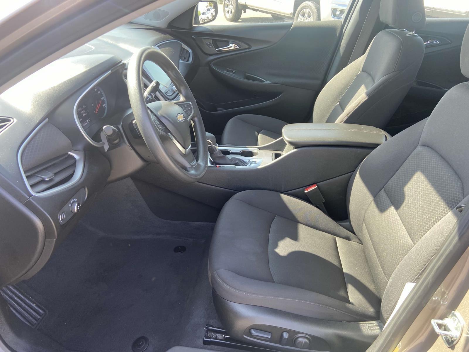 2024 Chevrolet Malibu 1LT photo 13