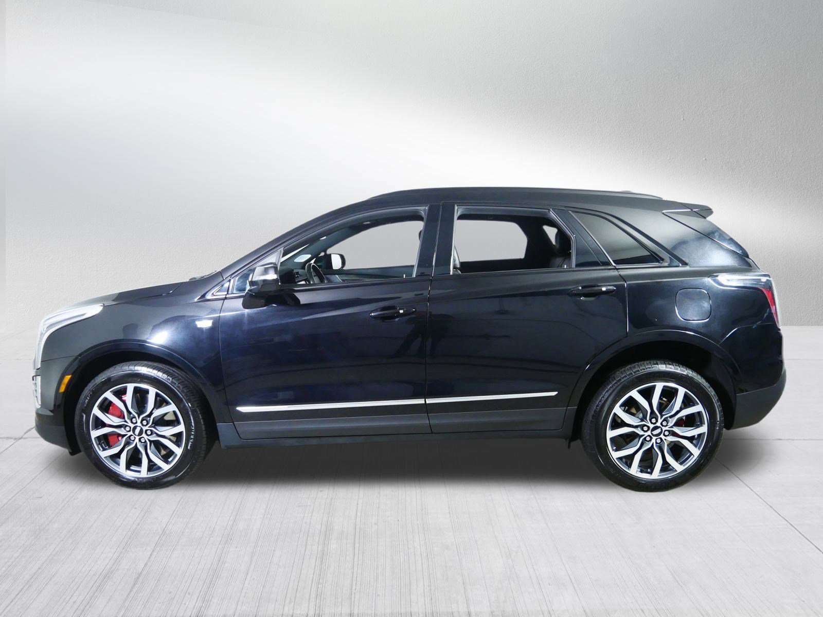 2022 Cadillac XT5 Sport photo 4