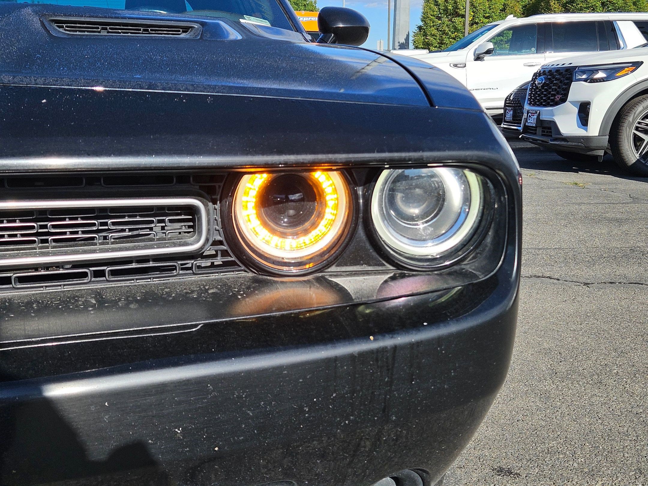 2019 Dodge Challenger SXT photo 8