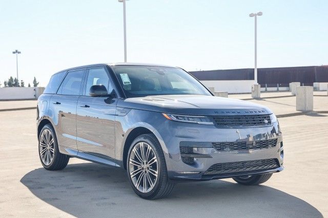 2025 Land Rover Range Rover Sport SE photo 3