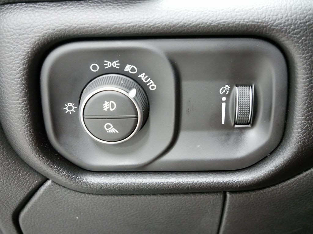 2026 Ram 3500 Big Horn photo 18