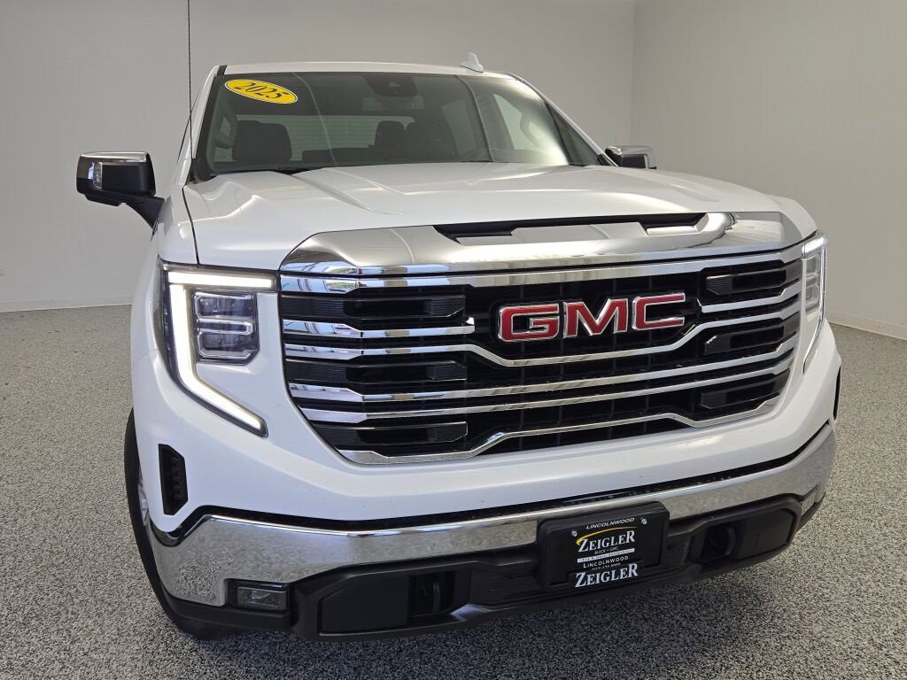 2025 Gmc Sierra 1500 SLT photo 3