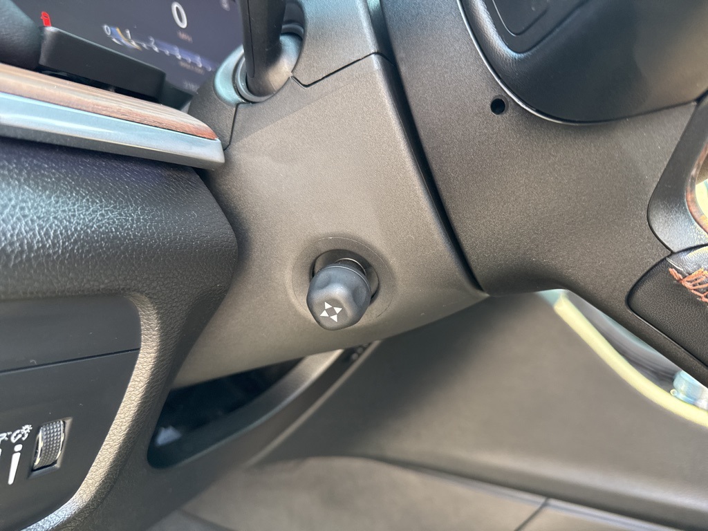 2023 Jeep Grand Cherokee Summit photo 18