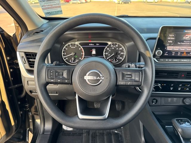 2024 Nissan Rogue S photo 7