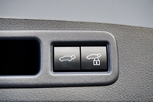 Used 2024 White Lexus 350 image 13