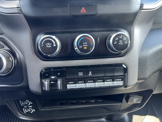 2022 Ram 2500 Tradesman photo 12