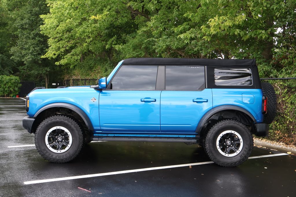 2023 Ford Bronco Outer Banks photo 4