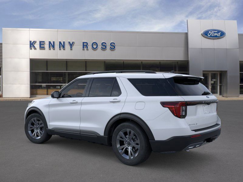 2026 Ford Explorer photo 4