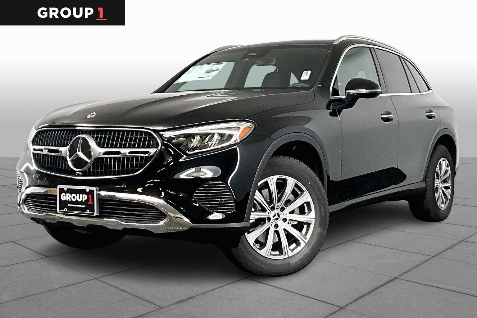 2026 Mercedes-Benz GLC Base's photo