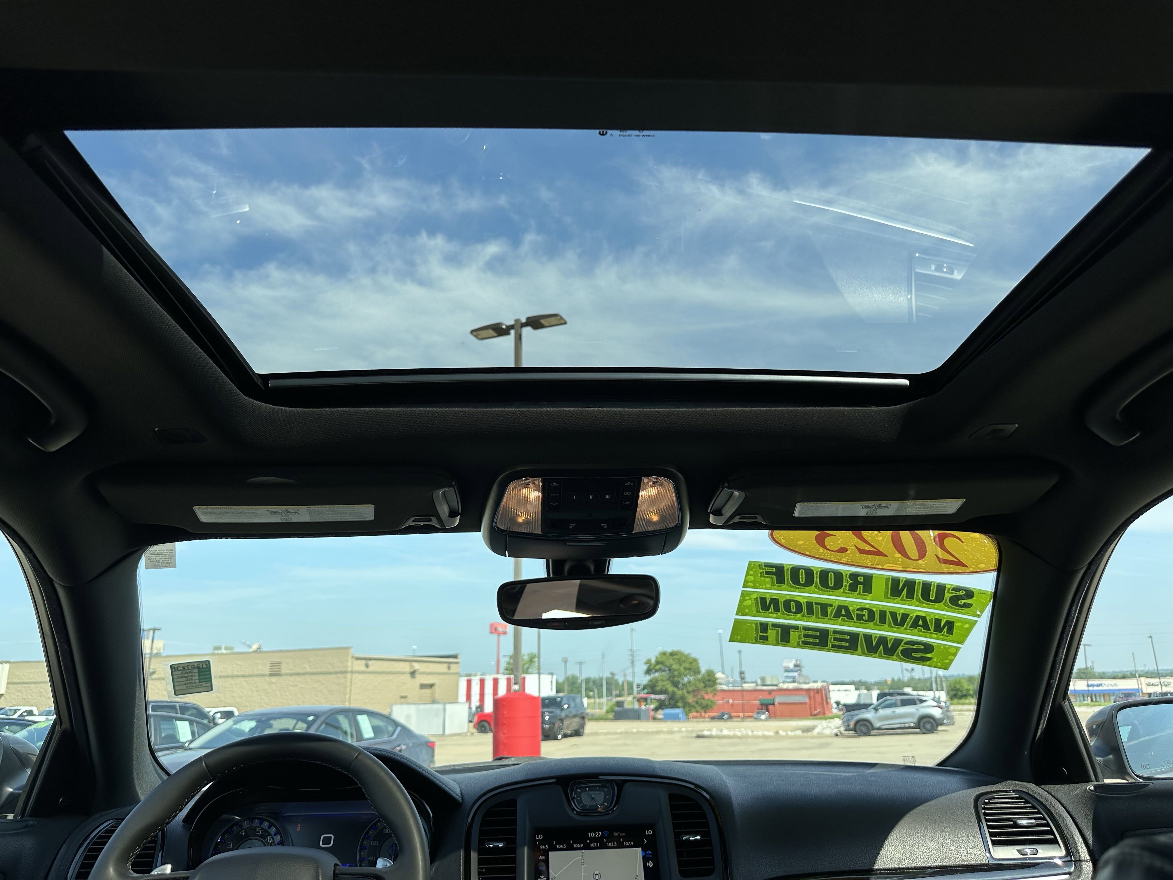 2023 Chrysler 300 S photo 3