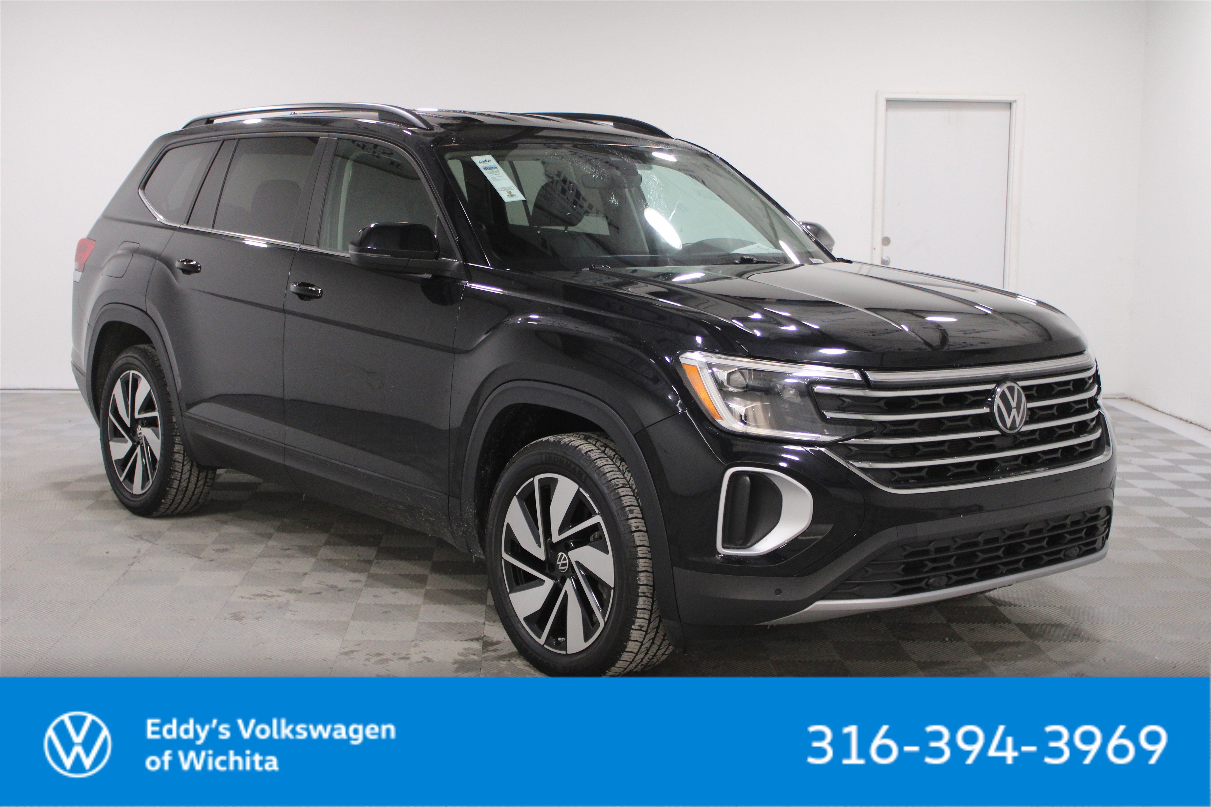 2024 Volkswagen Atlas SE w/Tech's photo