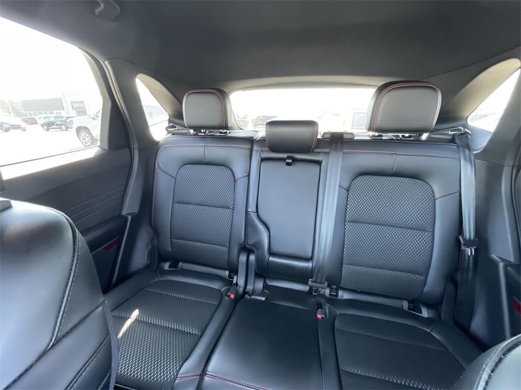2024 Ford Escape ST-Line photo 24