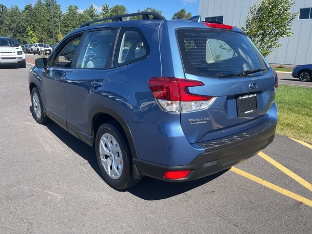 2022 Subaru Forester Base photo 4