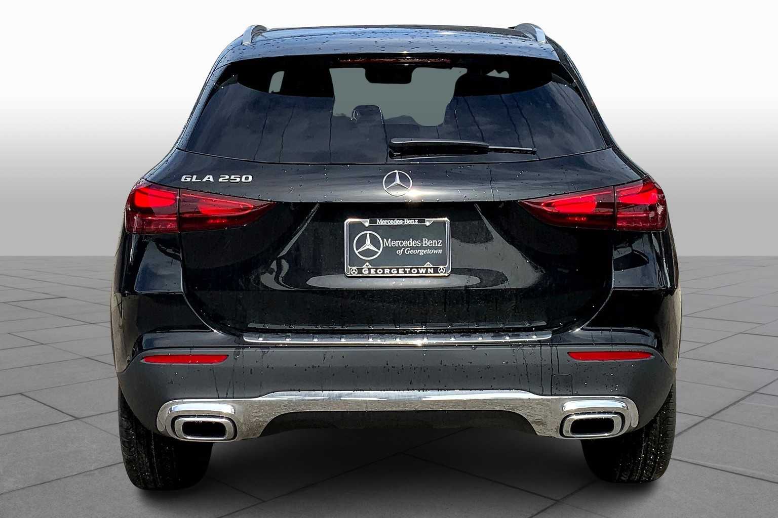 2025 Mercedes Benz GLA 250 photo 5
