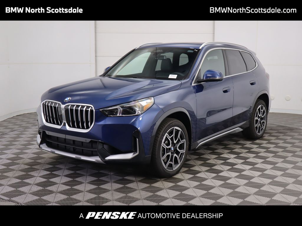 2025 BMW X1 28i's photo