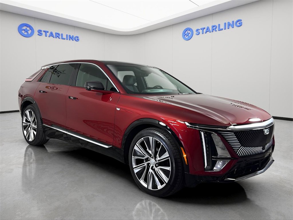 2024 Cadillac Lyriq Luxury photo 13