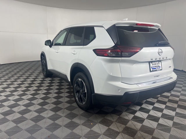 2025 Nissan Rogue SV photo 33