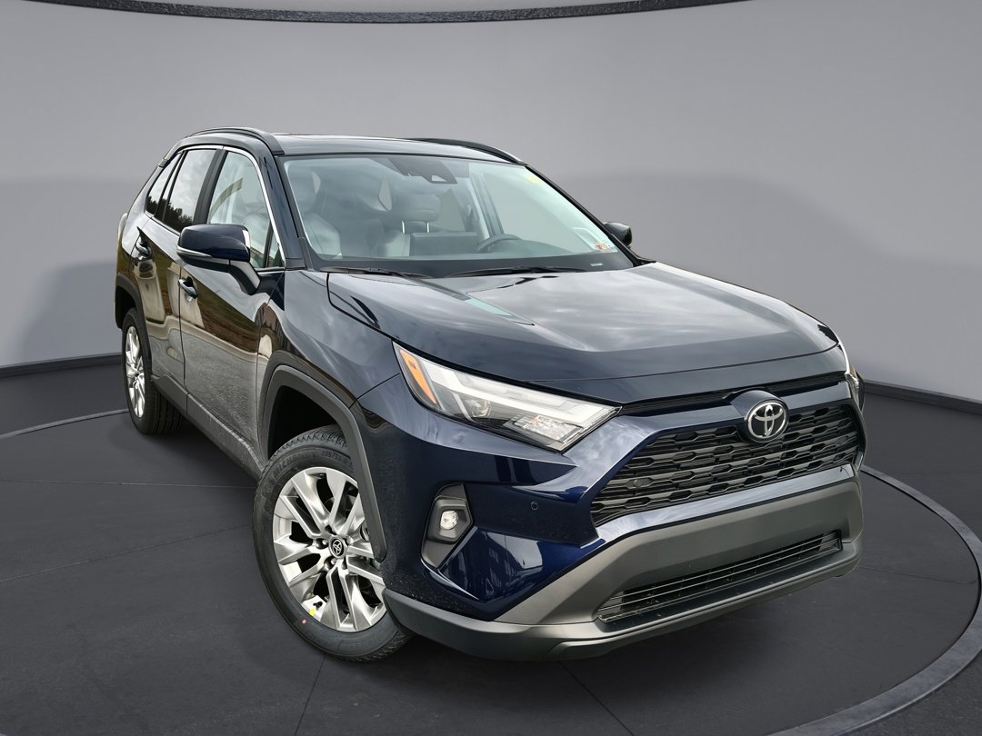 2025 Toyota RAV4 XLE Premium's photo