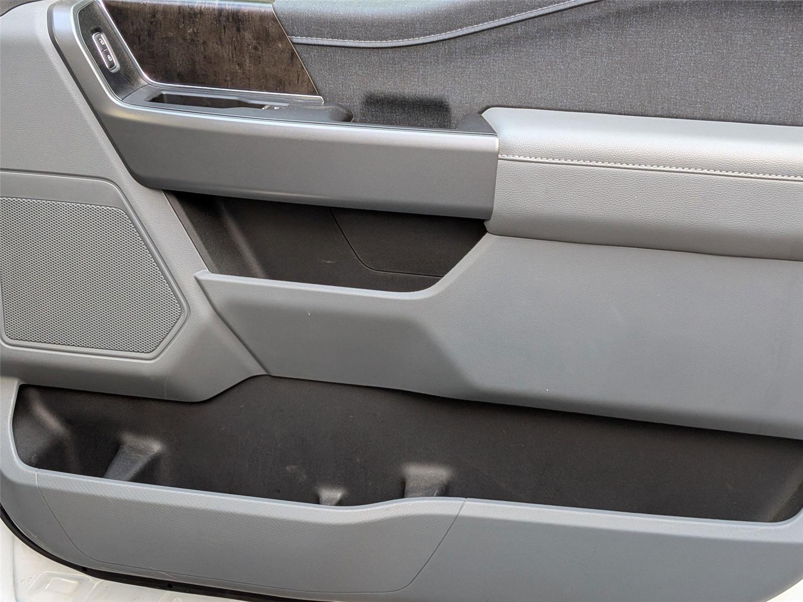 2022 Ford F-150 Lariat photo 29