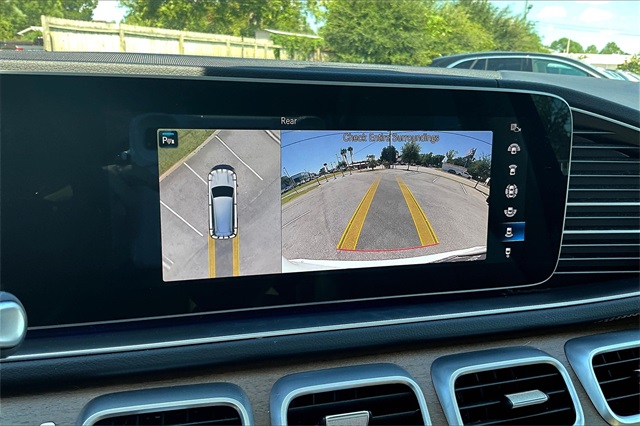 2022 Mercedes Benz GLS 450 4MATIC photo 14