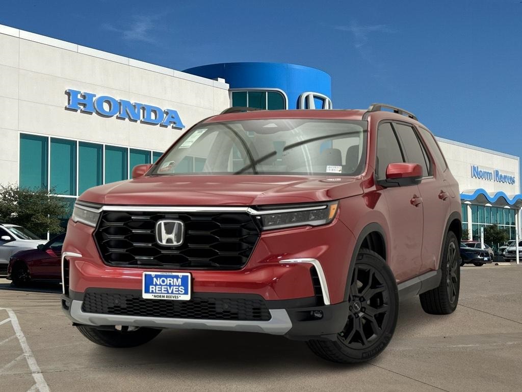 2025 Honda Pilot Touring's photo
