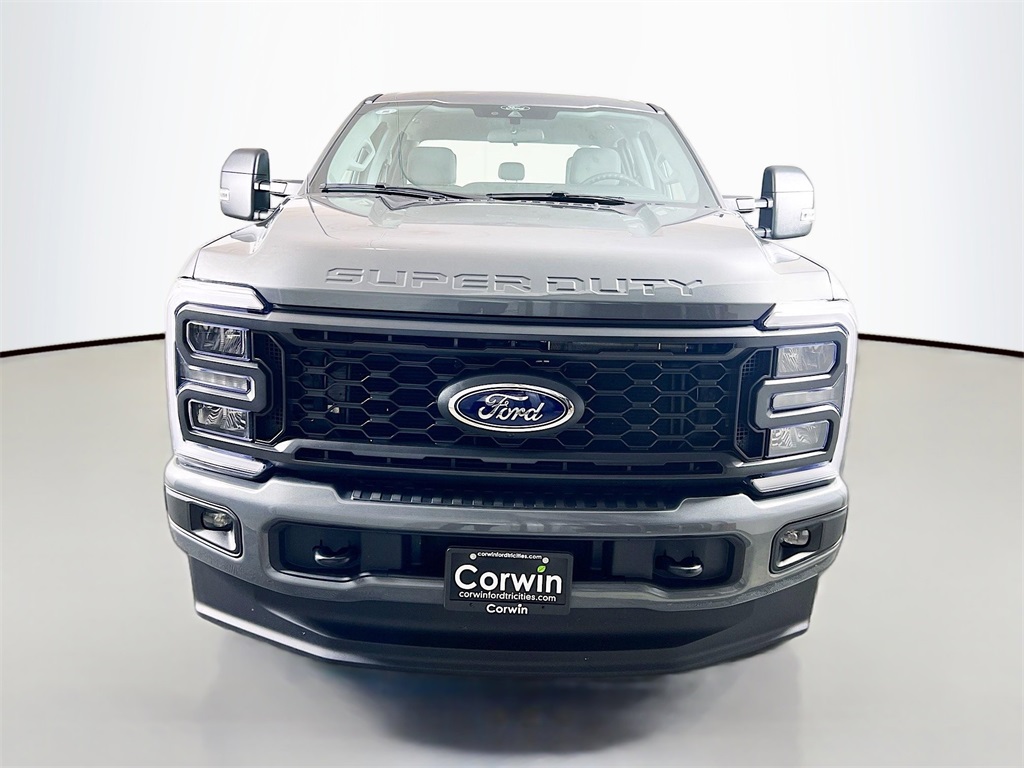 2025 Ford F-350 XL photo 4