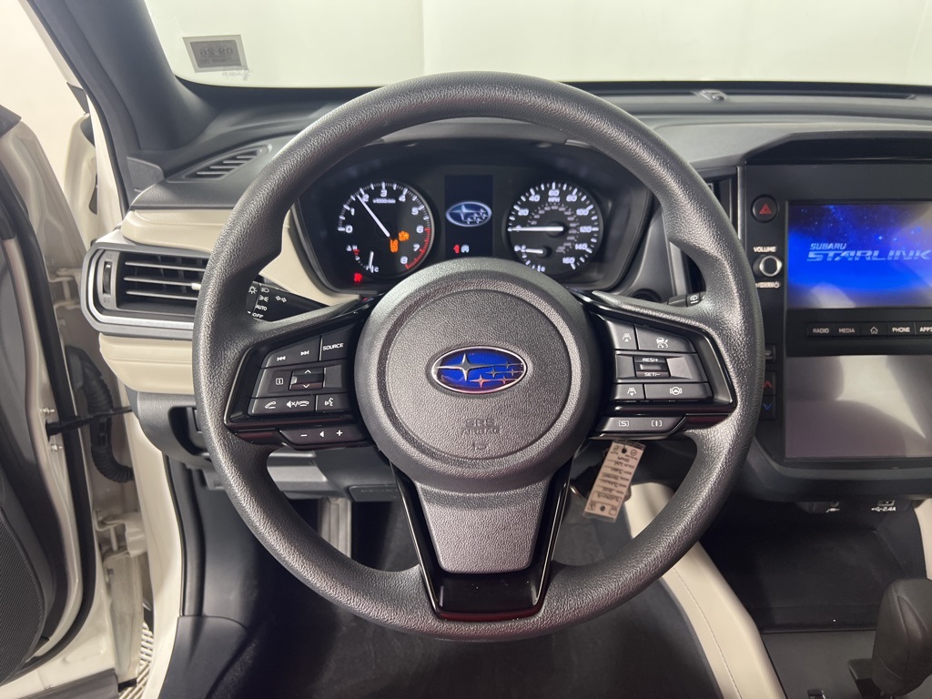 2025 Subaru Forester Base photo 15