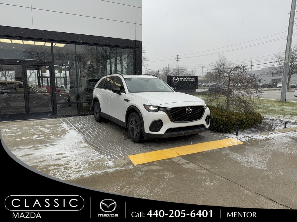 2025 Mazda CX-70 Preferred Package's photo