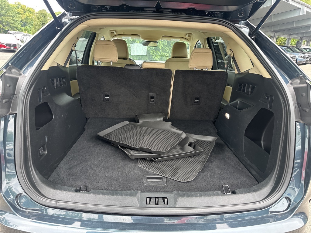 2024 Ford Edge SE photo 17