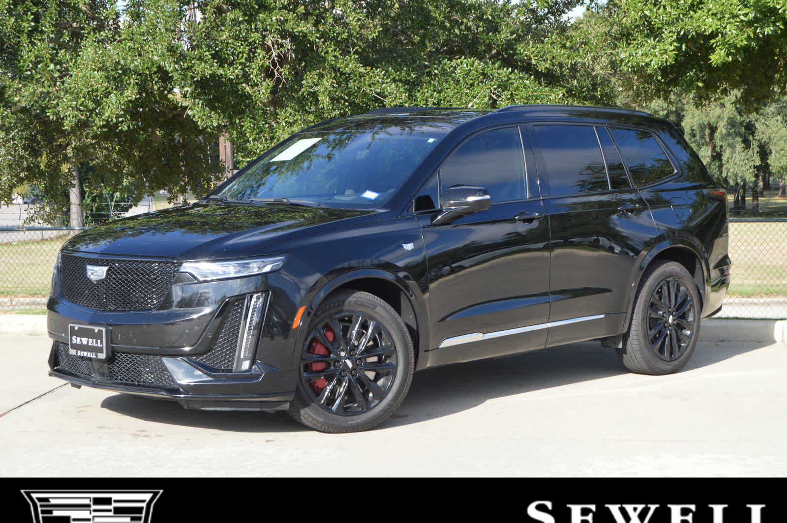 2024 Cadillac XT6 Sport's photo