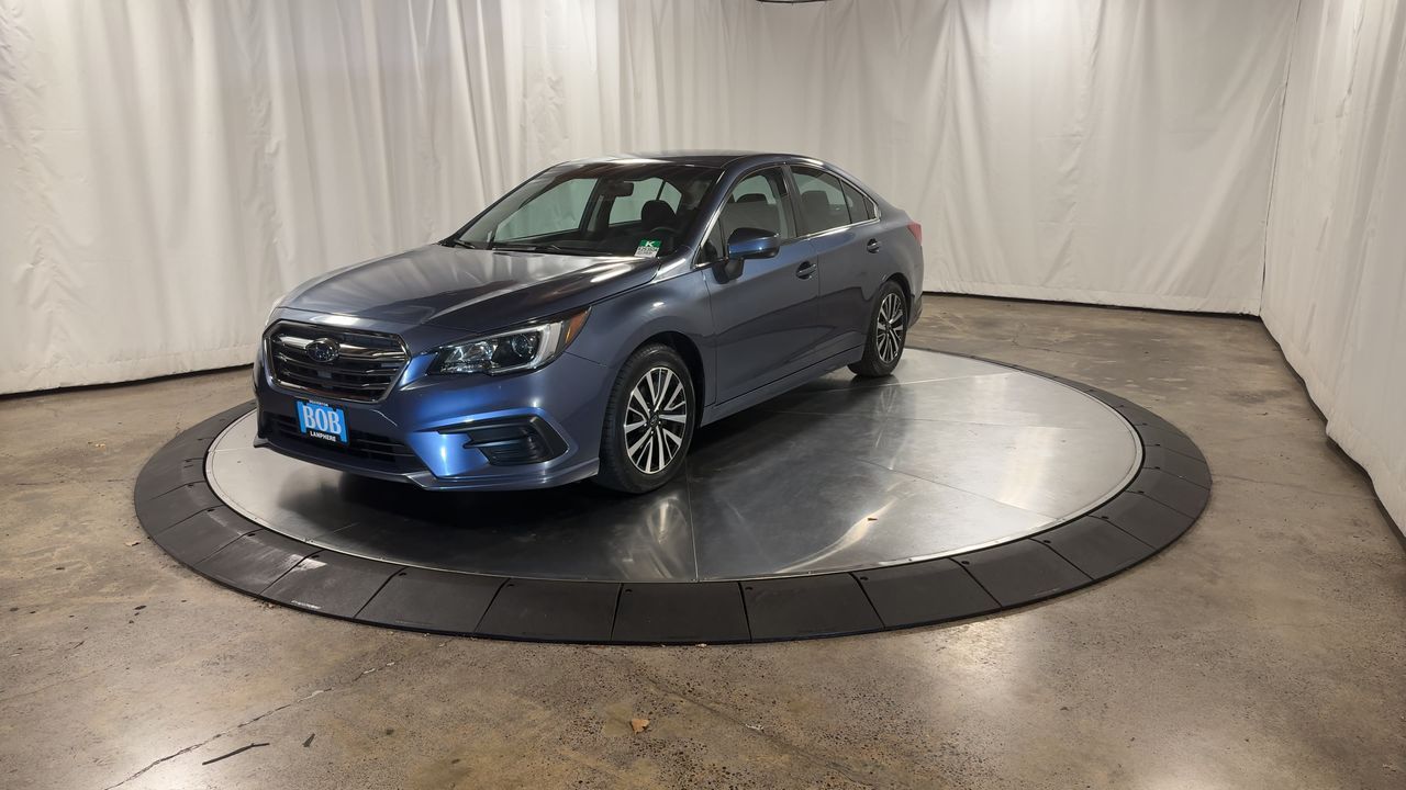 2018 Subaru Legacy 2.5i Premium photo 3