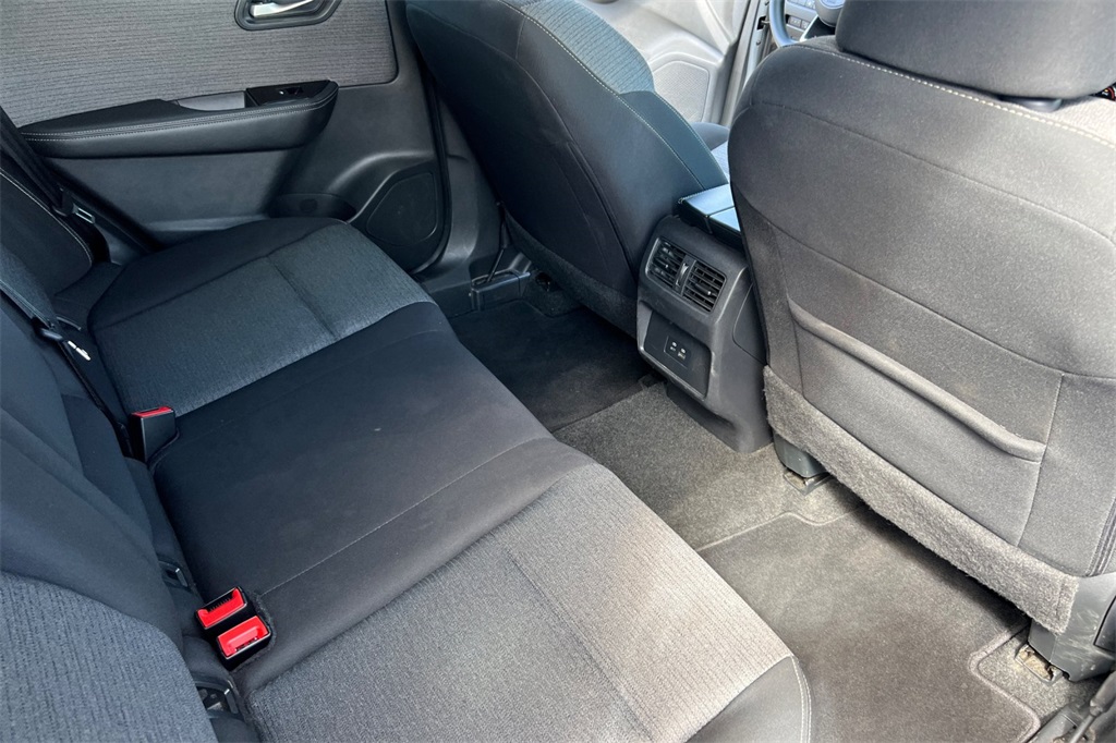 2023 Nissan Rogue SV photo 20