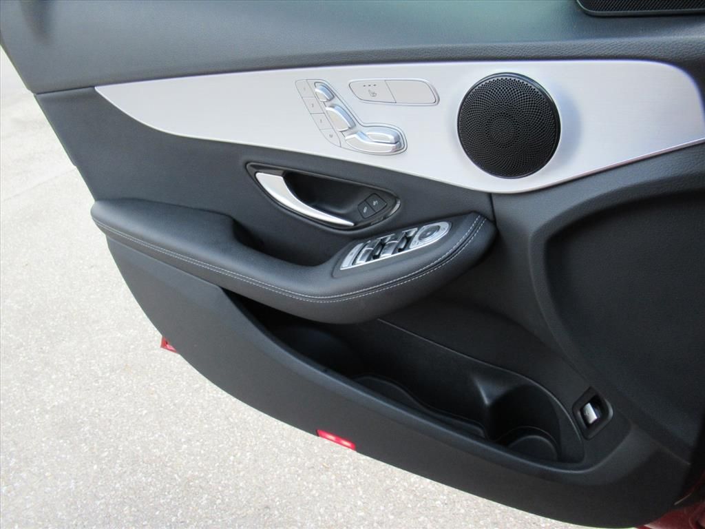 2021 Mercedes Benz C 300 photo 26