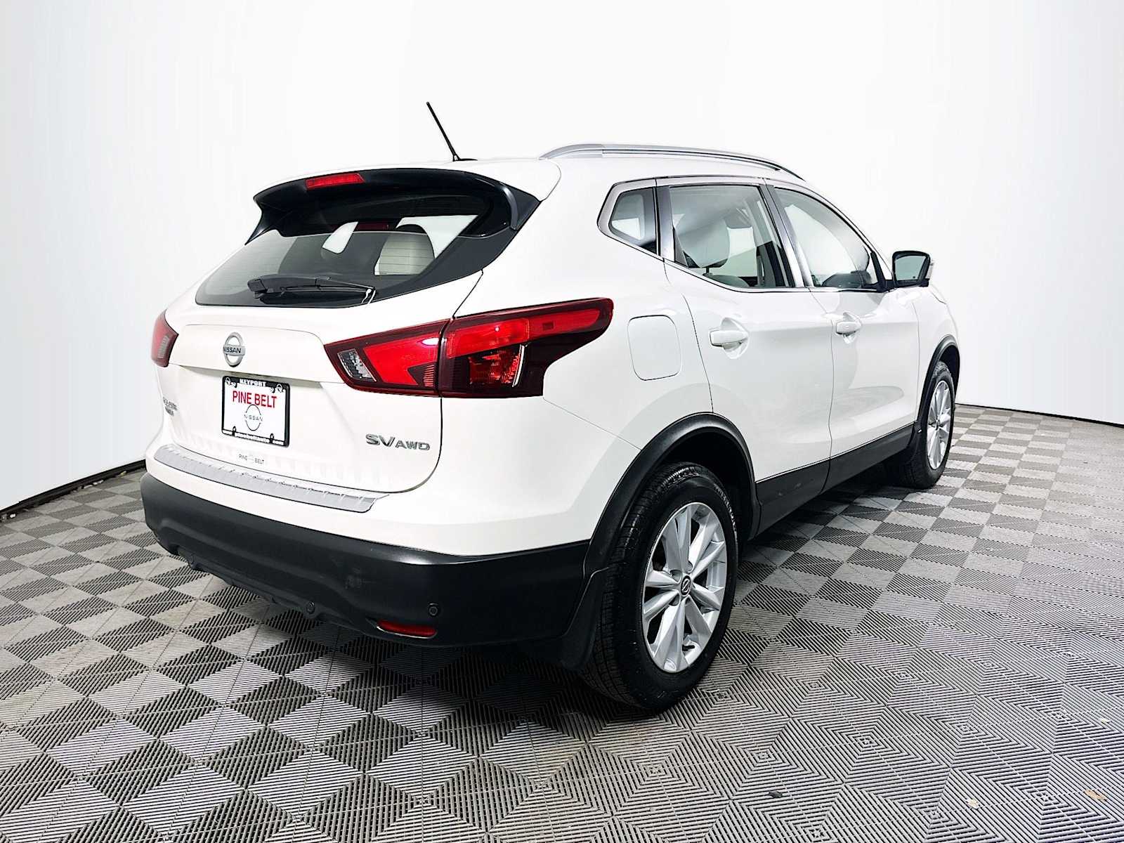 2019 Nissan Rogue Sport SV photo 4