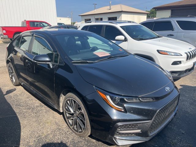 2022 Toyota Corolla SE photo 3