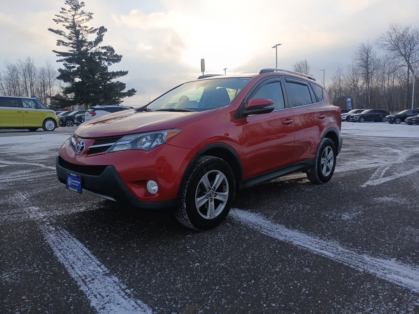 2015 Toyota RAV4 XLE's photo