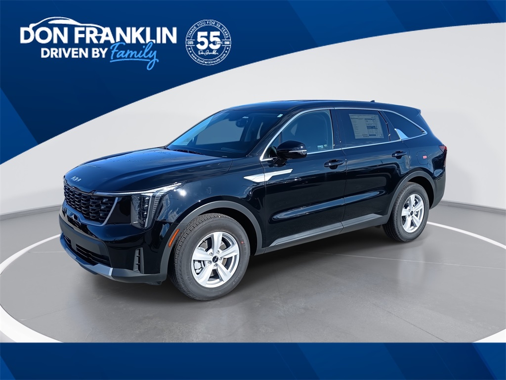 2026 Kia Sorento LX's photo